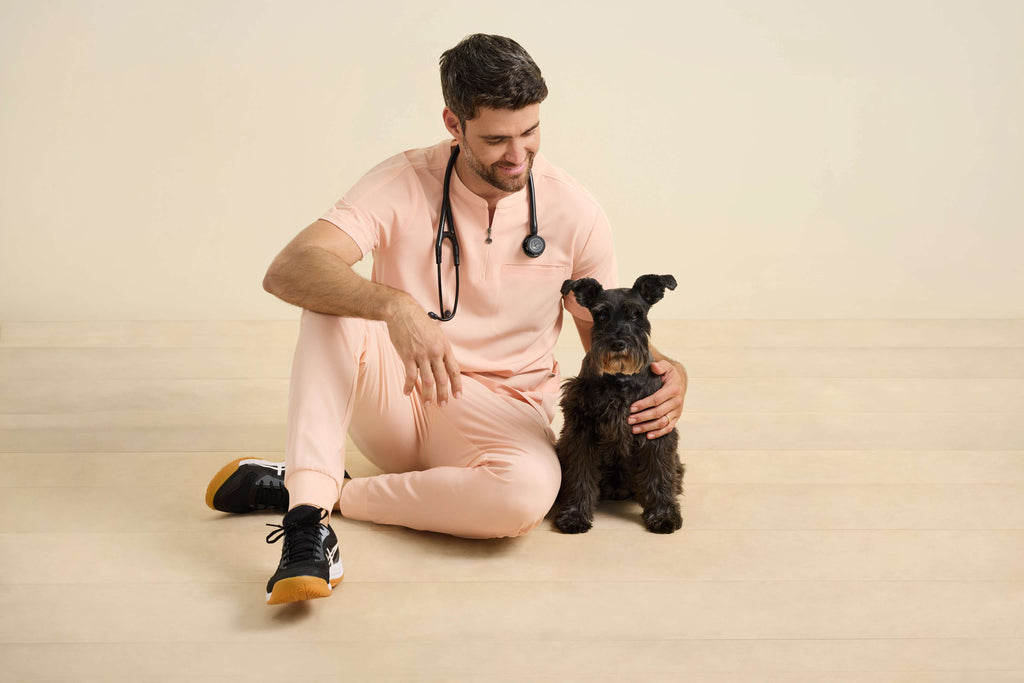 How to Choose the Best Nursing Scrubs that Offer Comfort and Style