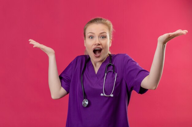 Trends in Healthcare Fashion: What's Hot Right Now